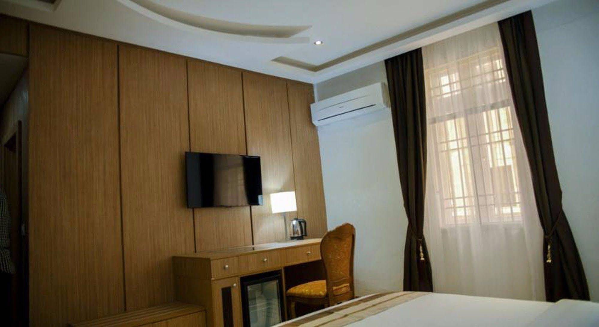 Cubana Suites Mobushipe Eksteriør bilde